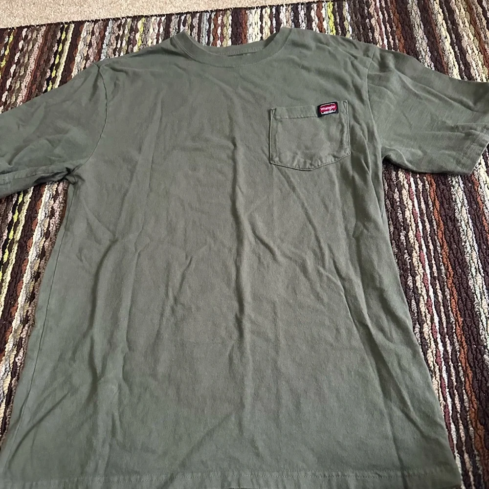 Wrangler Workwear Olive Tee - Picture 5 of 5